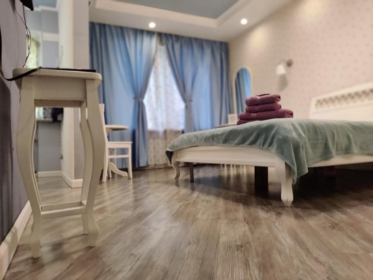 Real Home Apartmens - Podil Promenade Kiev Bagian luar foto