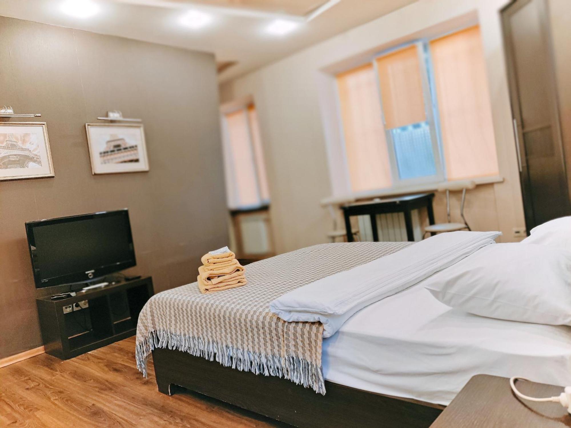 Real Home Apartmens - Podil Promenade Kiev Bagian luar foto