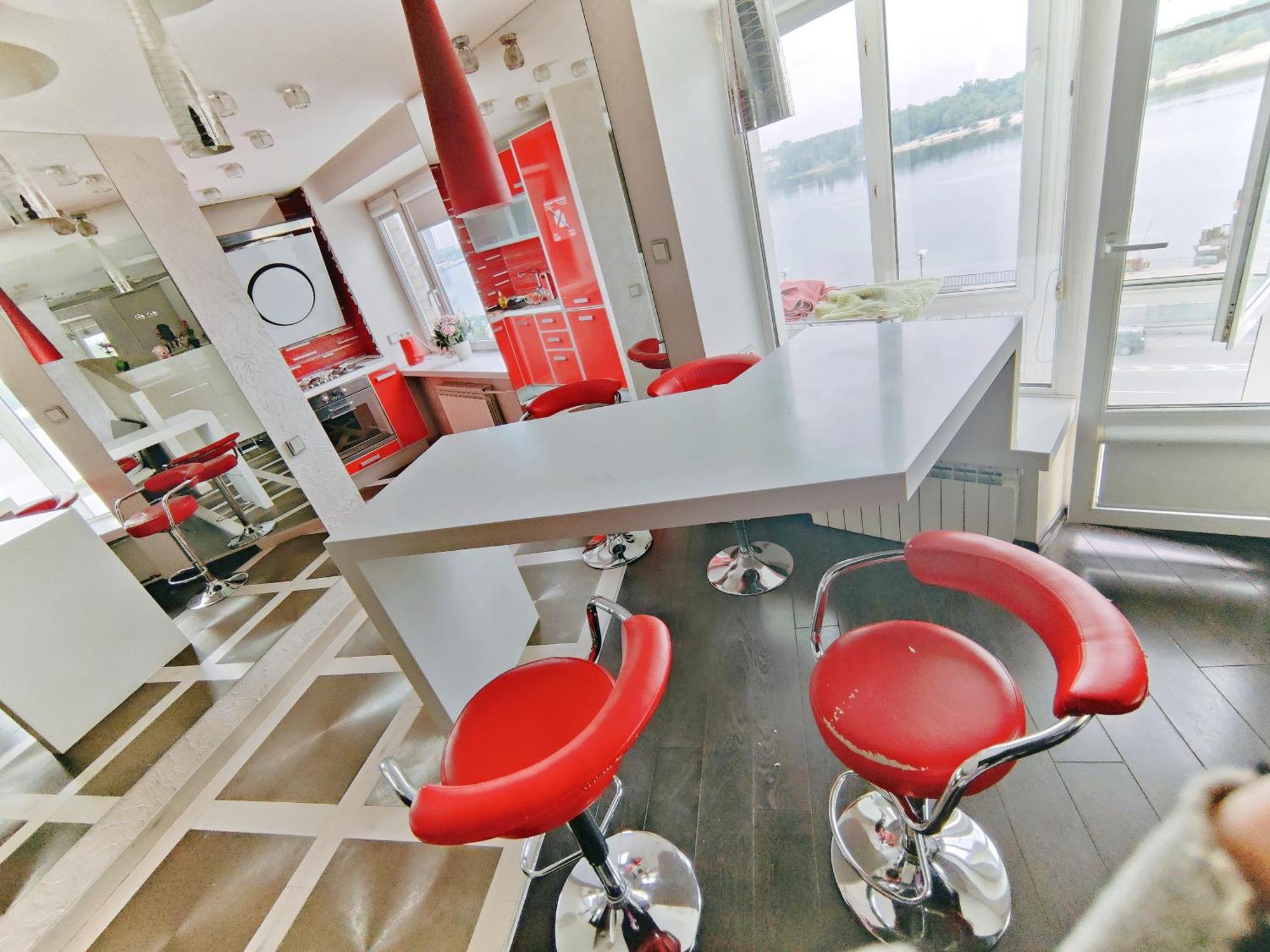 Real Home Apartmens - Podil Promenade Kiev Bagian luar foto