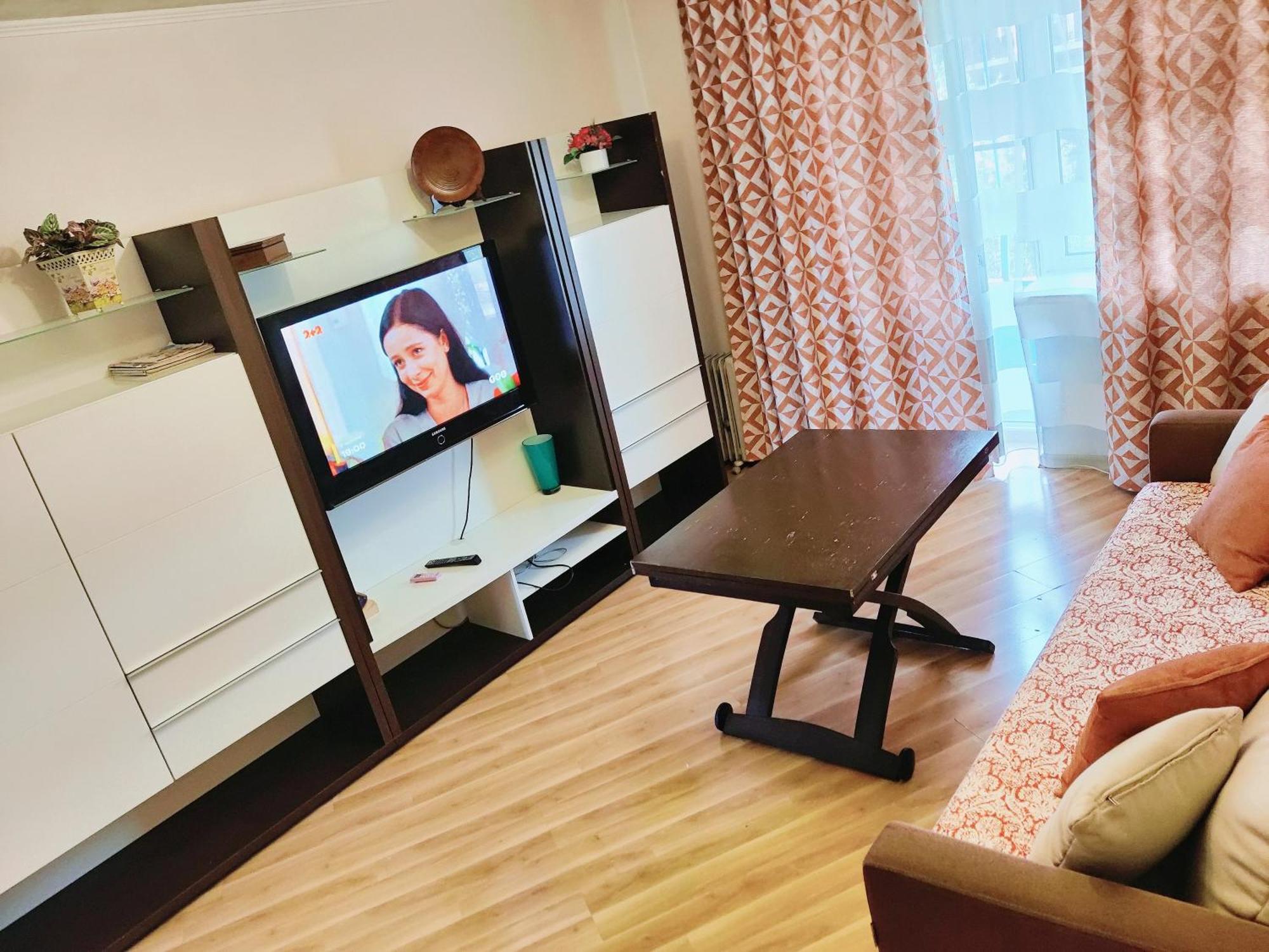 Real Home Apartmens - Podil Promenade Kiev Ruang foto