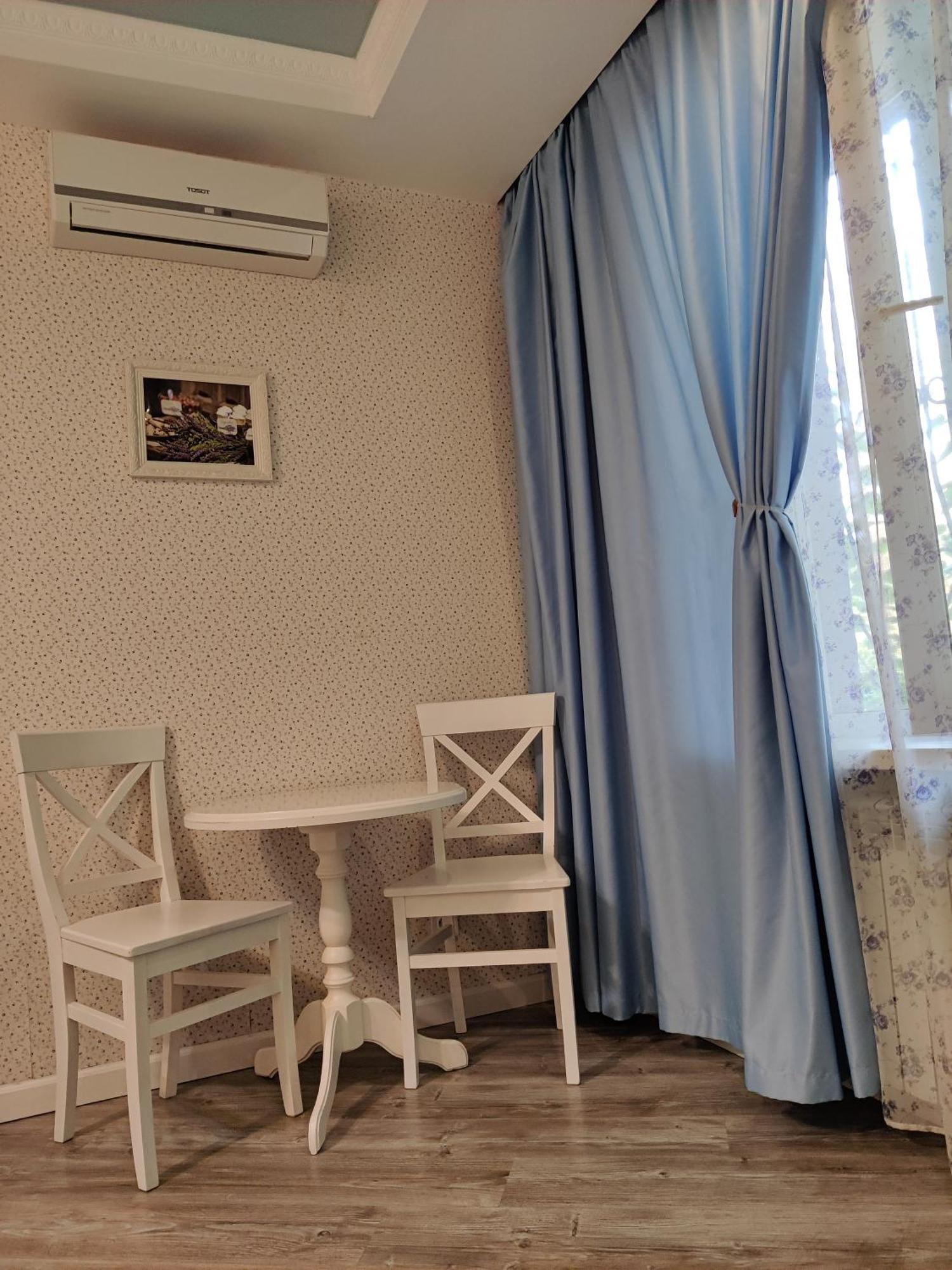 Real Home Apartmens - Podil Promenade Kiev Ruang foto