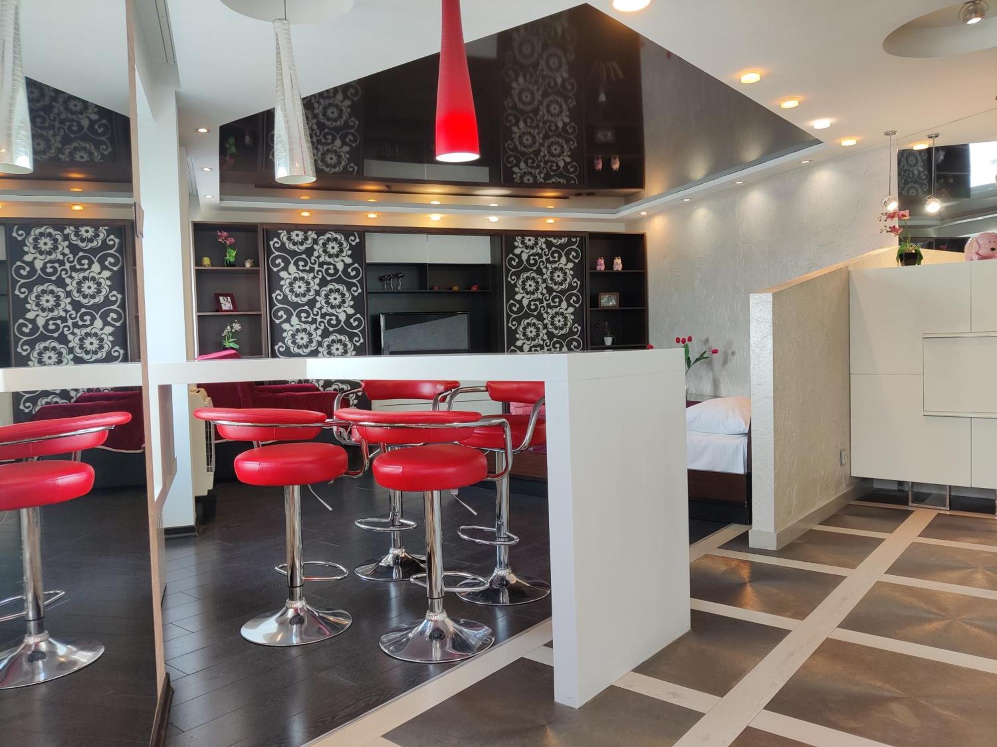 Real Home Apartmens - Podil Promenade Kiev Ruang foto