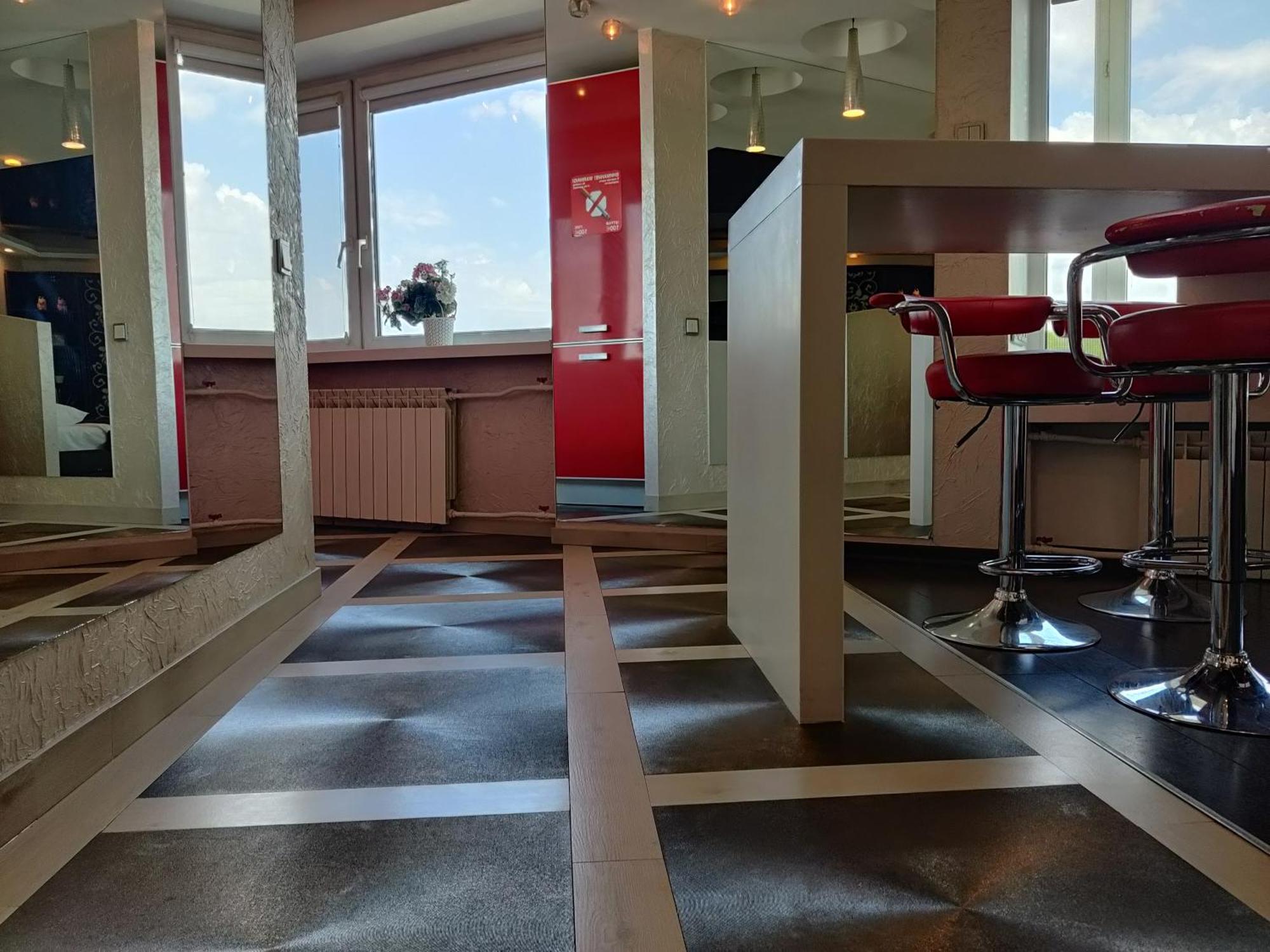 Real Home Apartmens - Podil Promenade Kiev Ruang foto